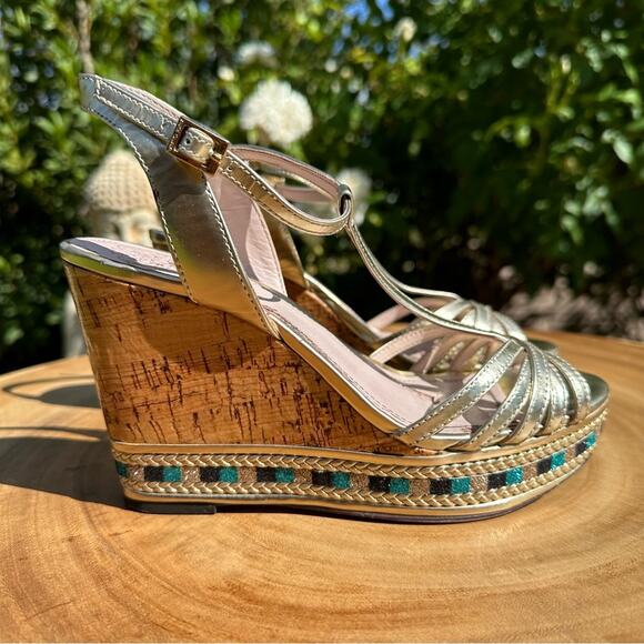 Vince Camuto Shoes - VINCE CAMUTO Womens Cork Wedge Sandal Heels in Patent Leather Gold Size 5.5